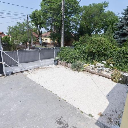 Hi-Bp Garden City Batsanyi Tiny House Near The City Train With Free Parking ブダペスト エクステリア 写真