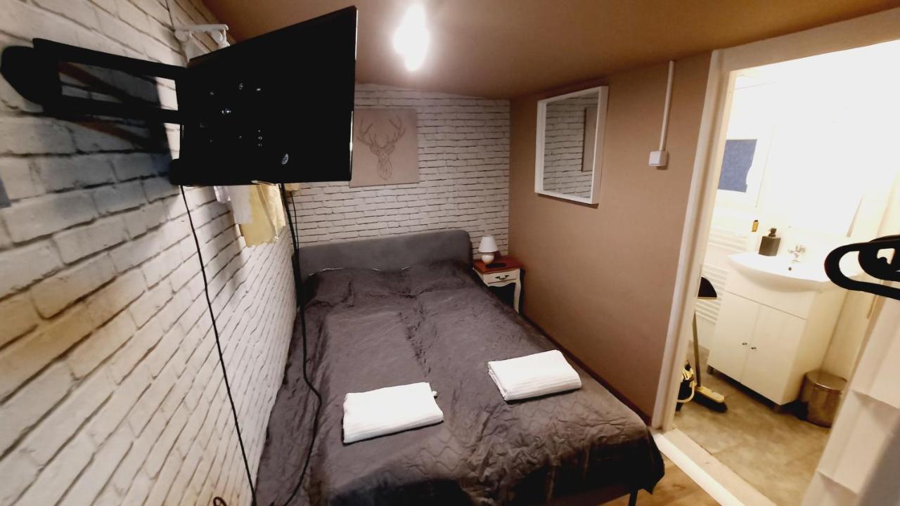 Hi-Bp Garden City Batsanyi Tiny House Near The City Train With Free Parking ブダペスト エクステリア 写真