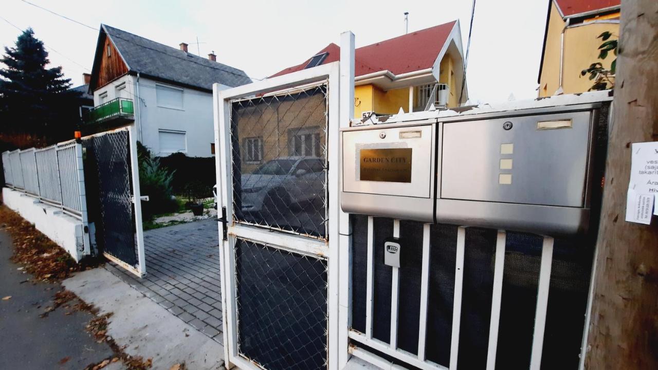 Hi-Bp Garden City Batsanyi Tiny House Near The City Train With Free Parking ブダペスト エクステリア 写真