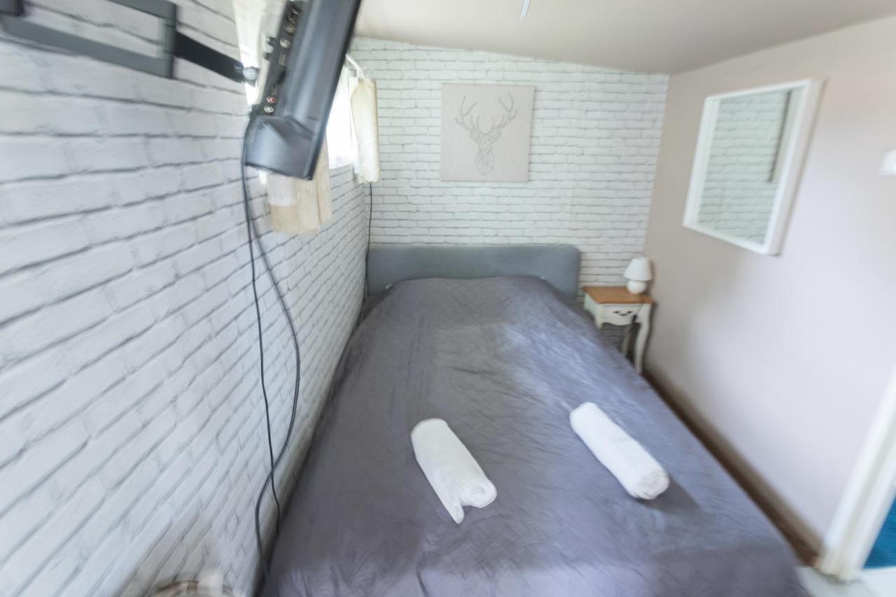 Hi-Bp Garden City Batsanyi Tiny House Near The City Train With Free Parking ブダペスト エクステリア 写真